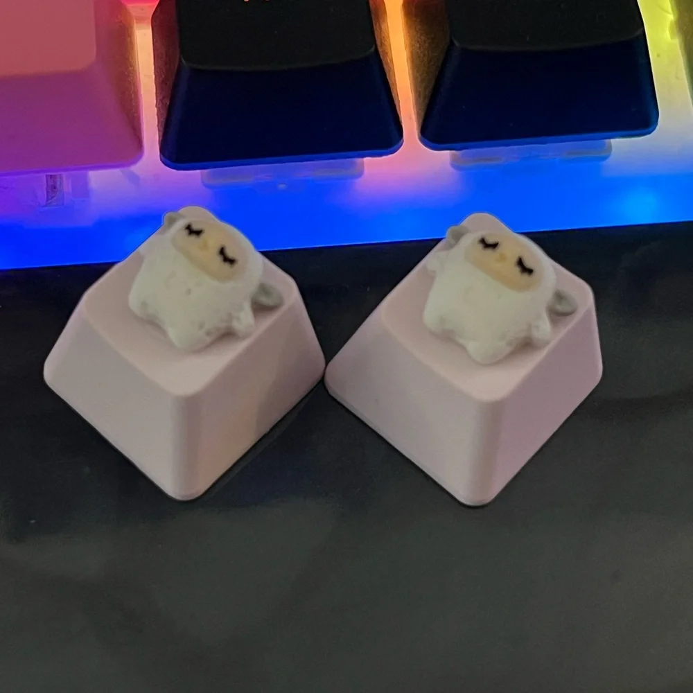Cute White Sheep Artisan Keycap, for OEM Switches
